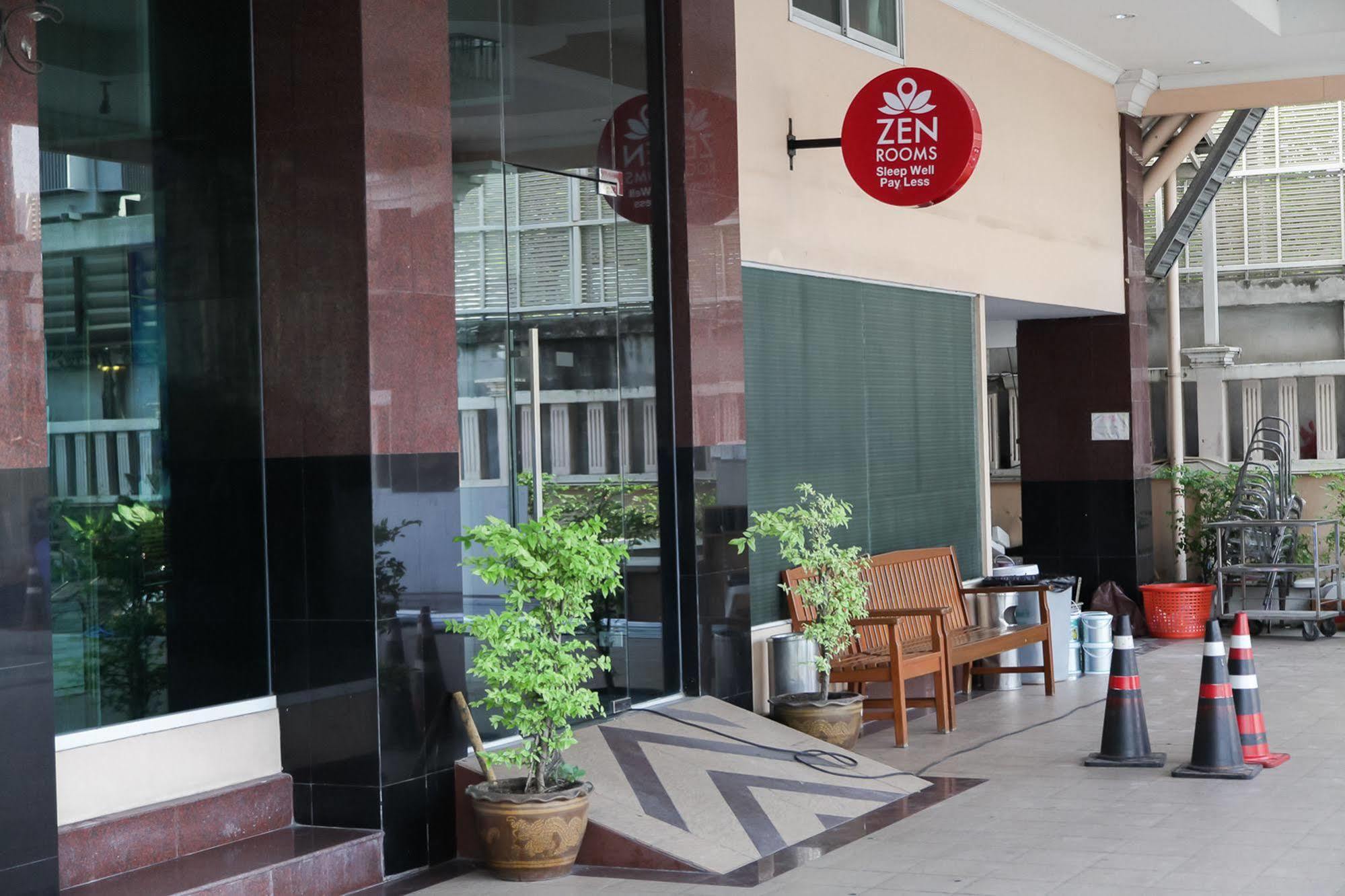 Zen Rooms Bangchak Bangkok Exteriör bild